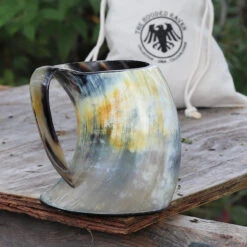 The Hooded Raven ™ Distressed Raider Extra Large Viking Drinking Horn Tankard Mug [XL] -Knife Sales Store IN60816XL . 74741.1602690501
