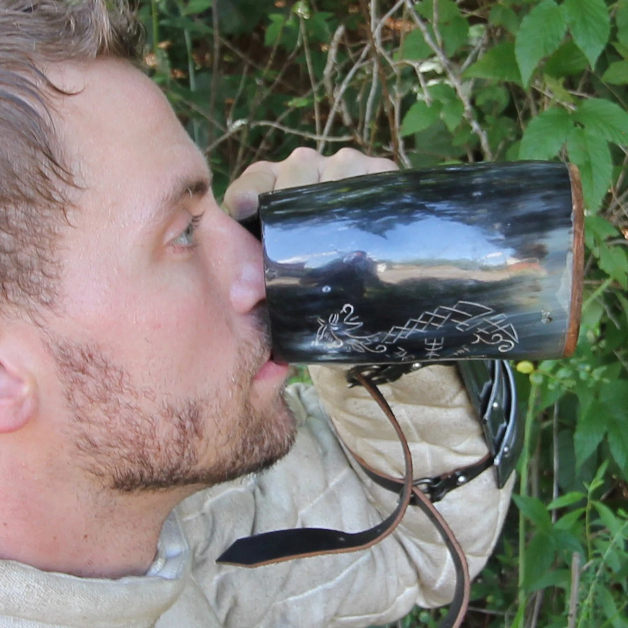 Norse Viking Icelandic Vegvisir Jormungandr Drinking Horn Mug 4 Norse Viking Icelandic Vegvisir Jormungandr Drinking Horn Mug - Image 2